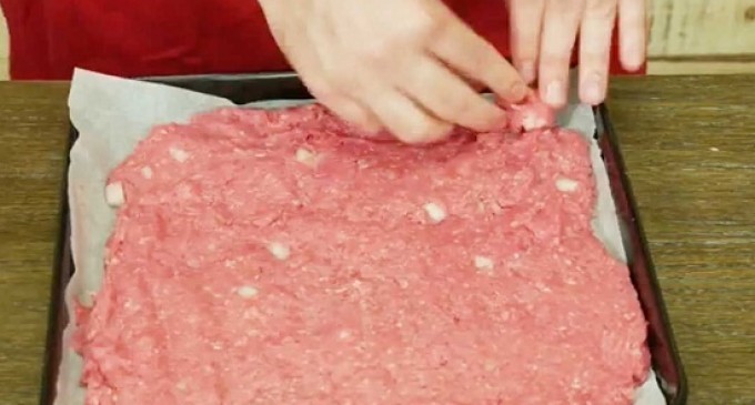 At First We Were Confused Why They Packed Meat On A Cooking Sheet But The Reason Was Pure Genius