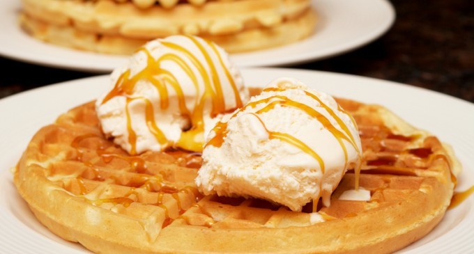 These Buttery Waffles Were Cooked To Absolute Perfection & Only Needed One Simple Ingredient