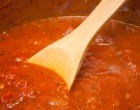 This Flavorful Tomato Sauce Can Be Made In Just Ten Minutes & It Uses A Truly Surprising Ingredient!