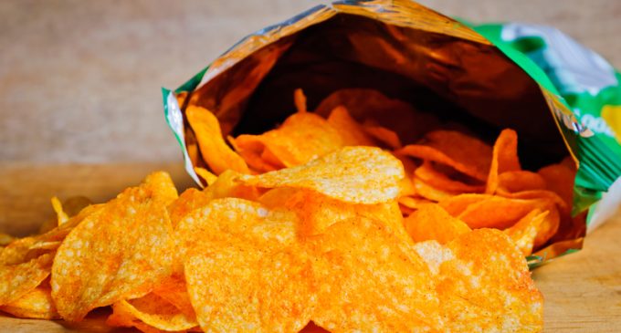 The Ultimate Snack Guide For Pulling An All-Nighter Without Overdosing On Caffeine & Sugar