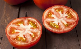 Instead Of Throwing Away Half Of That Unused Tomato Try This Nifty Hack To Keep It Fresh For Days