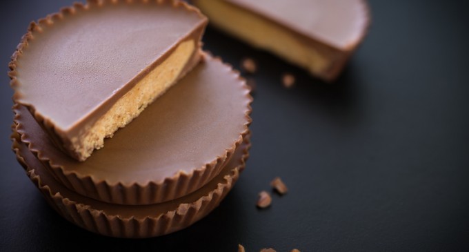 7 Weird Yet Interesting Facts About The Reese’s Peanut Butter Cup That Few People Know