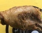 What This Guy Found While Eating Some Chicken Wings Just Made Our Stomach Turn!
