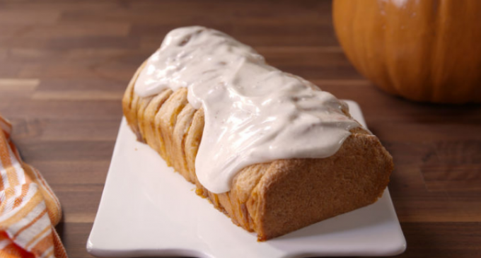 Our New Favorite Dessert: Pumpkin Spice Pull-Apart Bread!