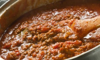 The Meaty & Hearty Pasta Sauce Can Make Any Type Of Italian Dish Taste Incredible
