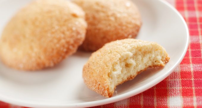 These Snickerdoodle Cookies Have A Surprise Inside & We Still Can’t Believe How Amazing They Taste!
