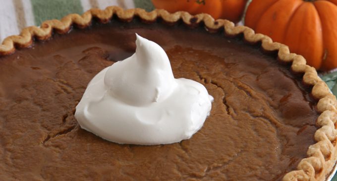 Ditch The Canned Stuff & Make A Pumpkin Pie From Scratch; It’s Way Better & The Taste Is Proof!