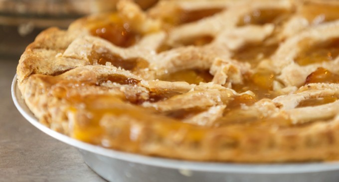 How To Make The Perfect Pie Every Single Time According To Lauren Conrad – She Has A Secret Method!