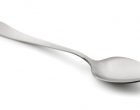 We Just Found 3 Helpful Kitchen Hacks Using The Teaspoon & It Doesn’t Involve Stirring & Serving