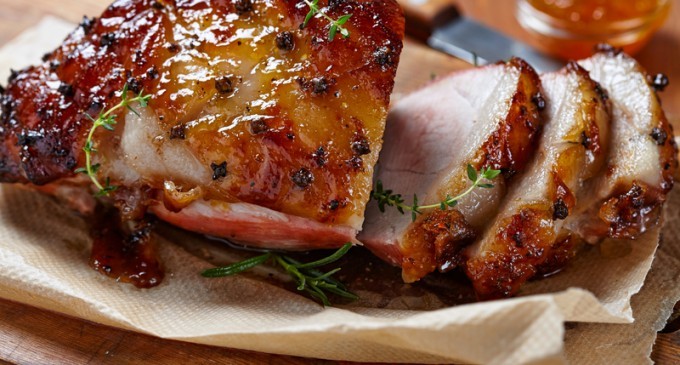 Making A Succulent Roasted Ham For The Holidays? Don’t Forget These Important Tips!