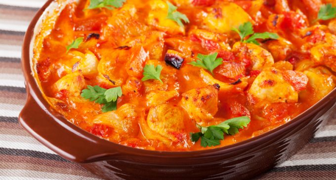 This Chicken Casserole Is Just Right For Feeding The Whole Family & It Is Sure To Be A Huge Hit!