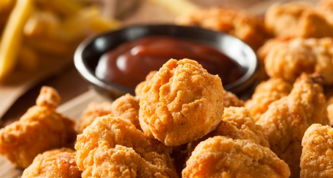 This 3-Ingredient Popcorn Chicken Was A Breeze To Make & That Homemade Sauce Was Sinfully Delicious