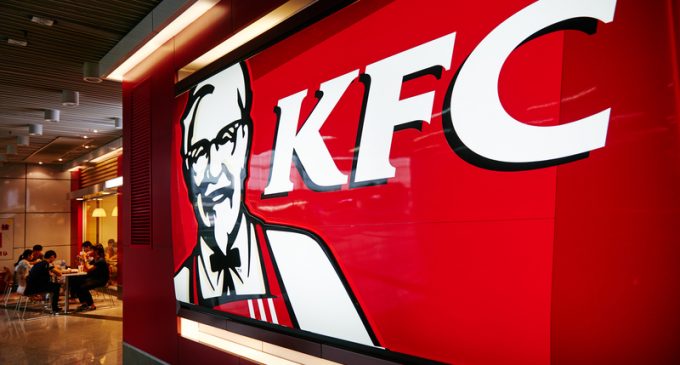 This Woman Didn’t Get What She Saw On TV…So She’s Suing KFC For $20 Million!