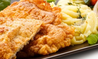 Lightly Crusted & Baked To A Crispy Perfection – These Pork Chops Are Our New Favorite