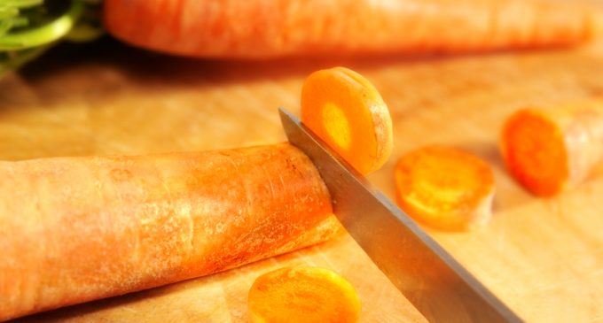 This Famous Cowboy Football Player Severed His Finger While Cooking Dinner & It Sounds Pretty Bad