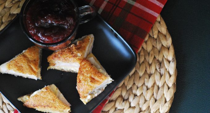 These Eggnog Monte Cristo Sandwiches Are A Perfect Holiday Lunch