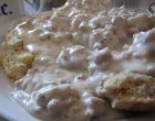 The Best Gravy You Will Have and it Only Has 5 Ingredients!
