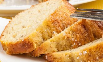 Banana Pudding Cake With Rum Drizzle!