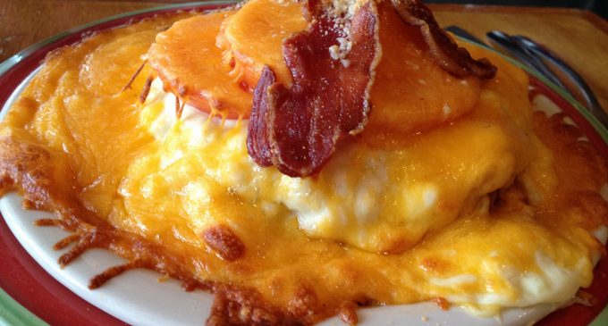 This Kentucky Hot Brown Sandwich is an Irrestiable Classic