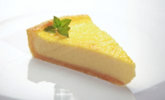 A New Twist on an Old Favorite: Lemon Raspberry No-Bake Cheesecake Cups
