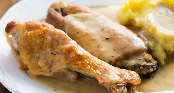 These Smothered Turkey Wings Are A Southern Favorite And Make A Fantastic Dinner!
