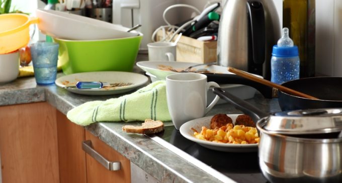 13 Amazing kitchen cleaning tips we learned last year