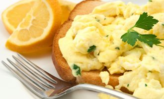 5 Ingredient Breakfasts Will Make Your Morning A Breeze!