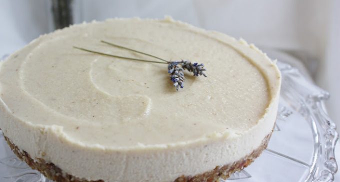 There is one surprise to this cheesecake that will surprise everyone