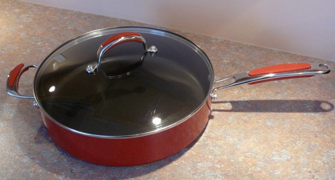 3 Things Everyone Needs To Know About Nonstick Pans