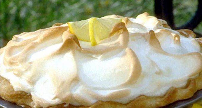 Lemon Meringue Pie That Will Set the Tone For Spring