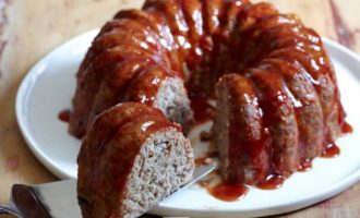 4 Bundt Pan Meals That Will Amaze You!