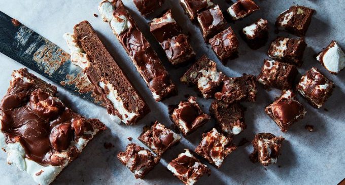 These Marshmallow Brownies Are So Amazing, They Might Be The Best Brownies We Have Ever Had!