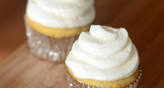 This No-Cook Buttercream Frosting Is Delicious and Easy to Make