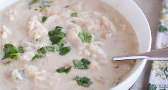 This Creamy White Chicken Chili Is Ideal for Stovetop and Slow Cooker!
