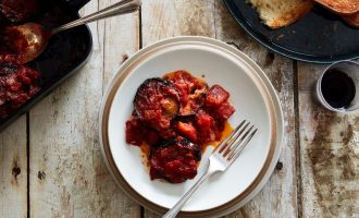 This Eggplant-Tomato Stew Requires Just 5 Ingredients