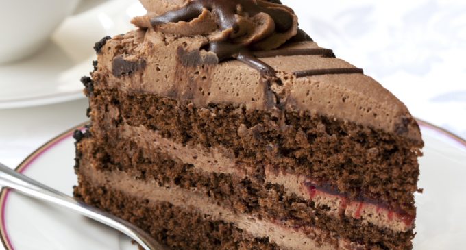 New Research Shows Surprising Benefits of Having Chocolate Cake For Breakfast