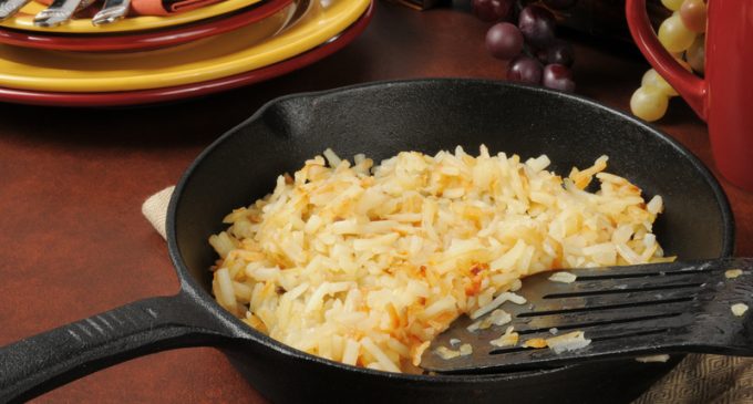 Follow These Easy 6 Steps to Clean a Cast Iron Skillet