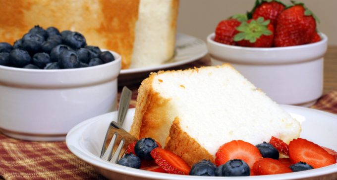 This Toasted Sugar Angel Food Cake is Devilishly Delicious!