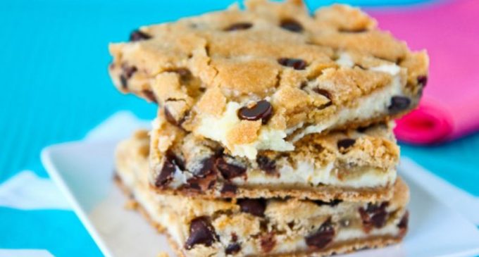 Can’t Decide on Dessert? Get 2-in-1 With These Chocolate Chip Cookie Cheesecake Bars