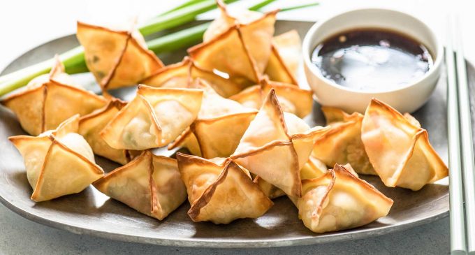 These Vegetable & Cream Cheese Wontons Are the Perfect Appetizer