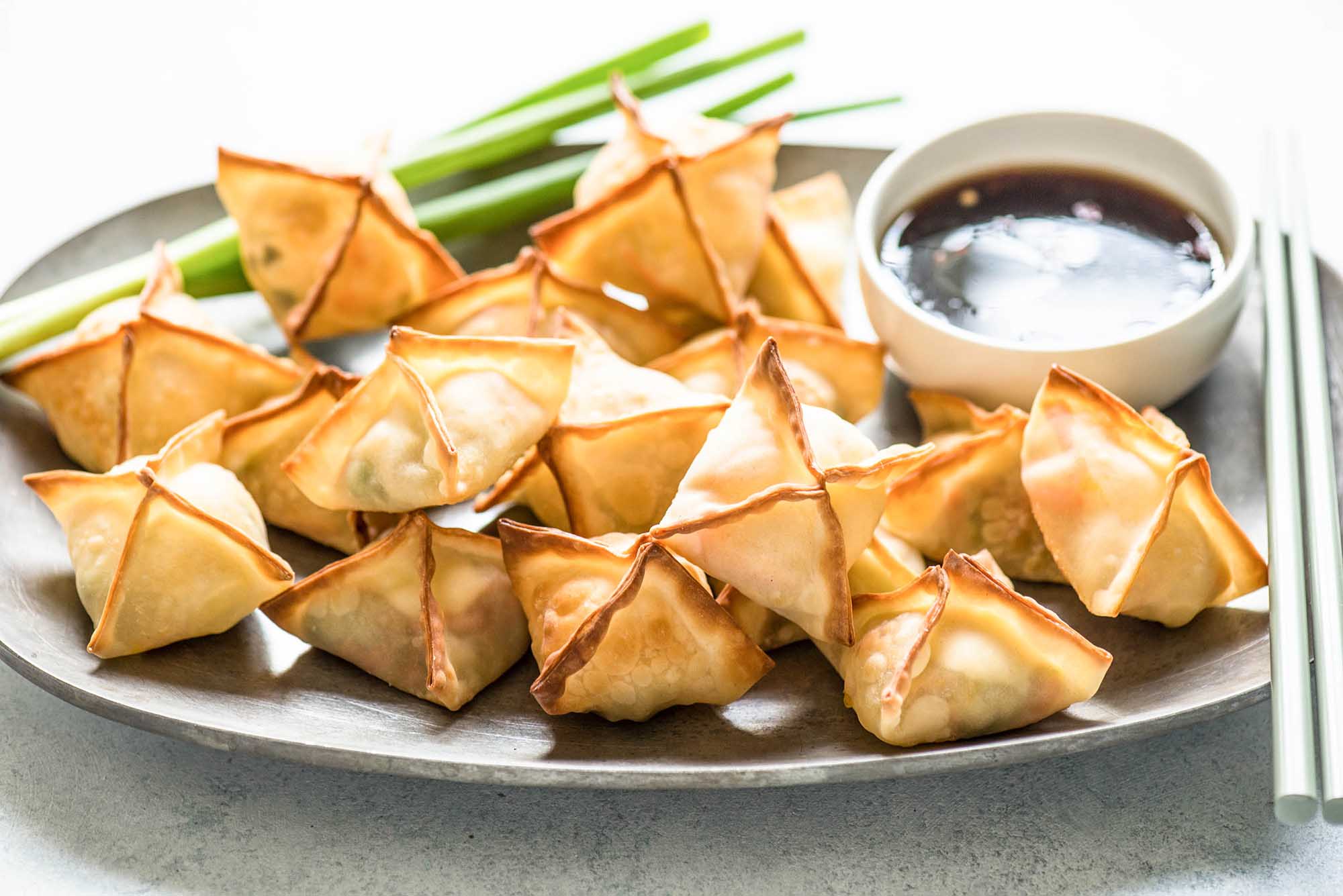 These Vegetable &amp; Cream Cheese Wontons Are the Perfect Appetizer ...