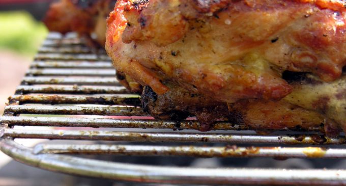 The Top 2 Mistakes to Avoid When Grilling Chicken
