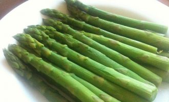 How To Trim Asparagus The Correct Way