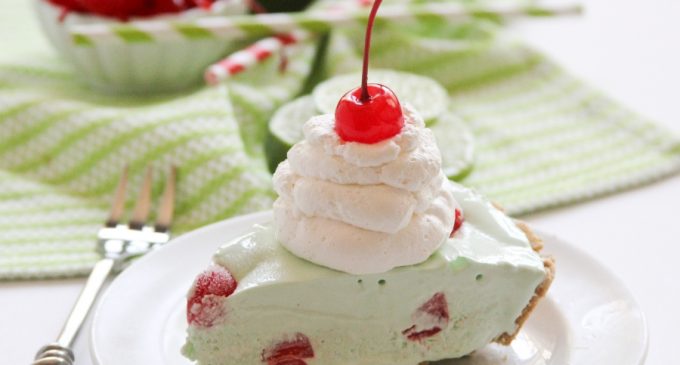 This Cherry Limeade Pie Combines 2 of Our Favorite Sweet Treats