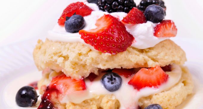 These Drop Berry Shortcakes are a Decadent Treat