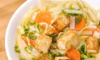 We Love This Sauteed Veggie Noodle Bowl With No Chopping Required!