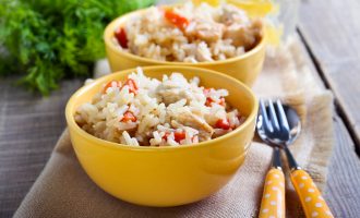 Don’t Order Takeout, Make These Spicy Chicken and Rice Bowls Instead