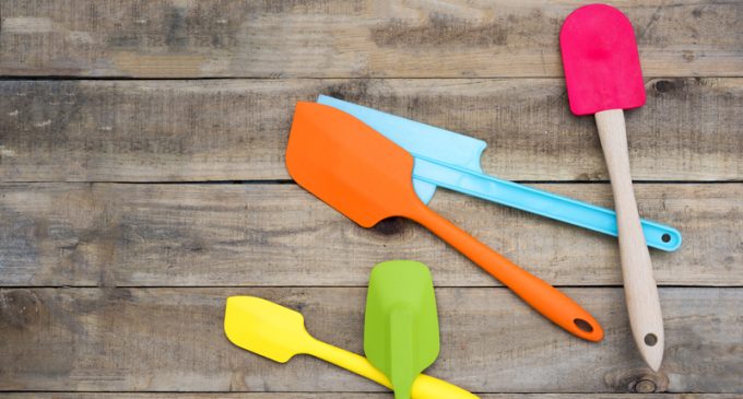 These Are Our 2 Favorite Nonstick Spatulas