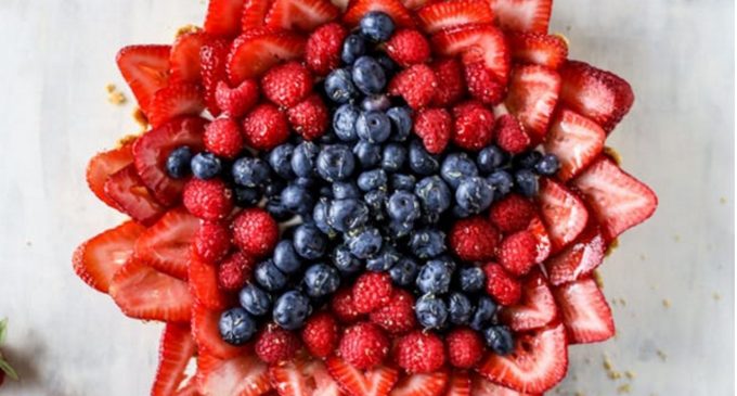 This No-Bake Cheesecake Tart Is the Perfect Independence Day Treat