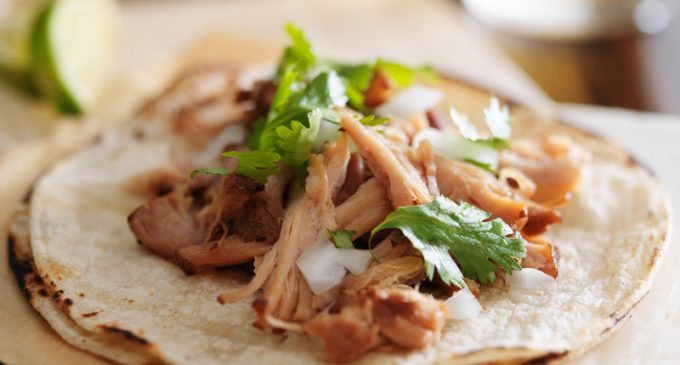 This Mexican Pulled Pork Is The Ideal Way to Make The Entire Family Happy!